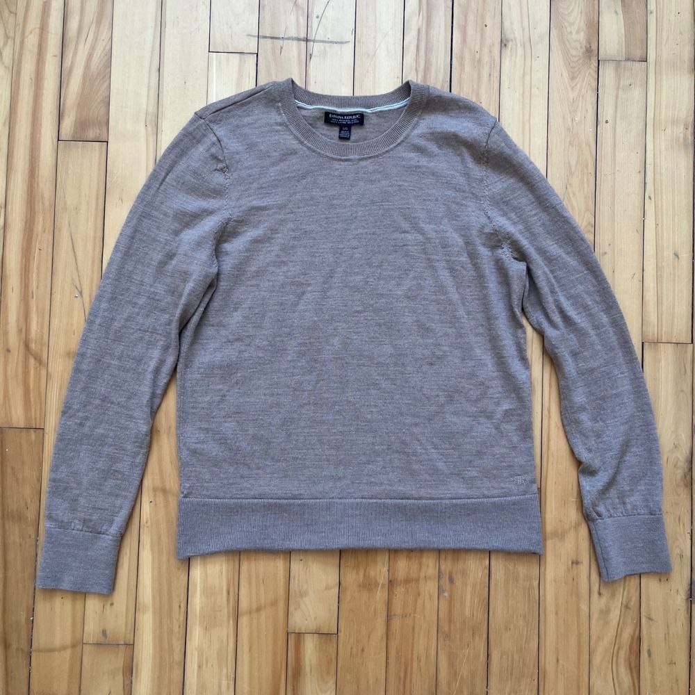 Banana Republic Merino Wool Crew Neck Sweater Mens L Tan Long Sleeve Basic